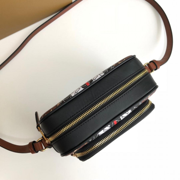 B**rry monogram stripe e-canvas camera bag