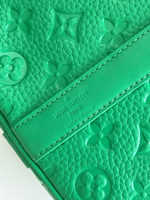 l**is V*t*n keepall bandouliÈre 50