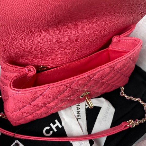 CL FLAP BAG WITH TOP HANDLE