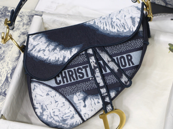 D*or saddle bag