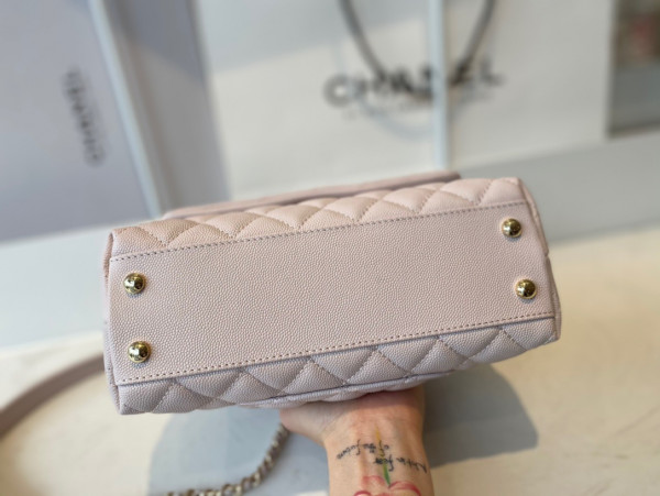 CL FLAP BAG WITH TOP HANDLE