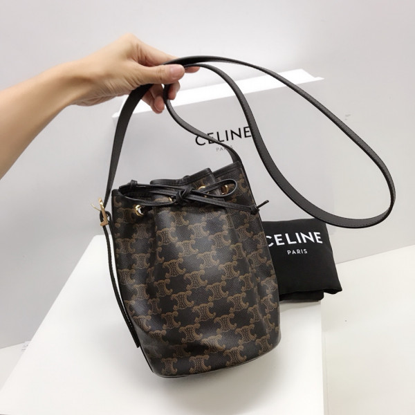 Ce**e small drawstring bag in triomphe canvas
