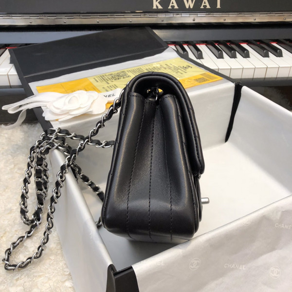 CL FLAP BAG
