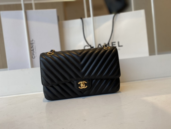 CL FLAP BAG LAMBSKIN 25.5cm