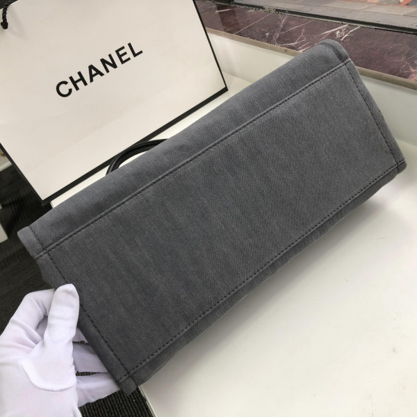CL TOTE BAG