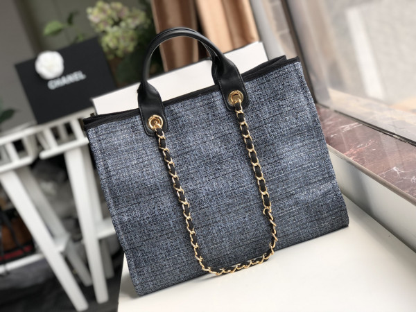 CL TOTE BAG