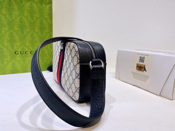 G*u*i ophidia gg shoulder bag