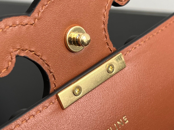 Ce**e triomphe shoulder bag