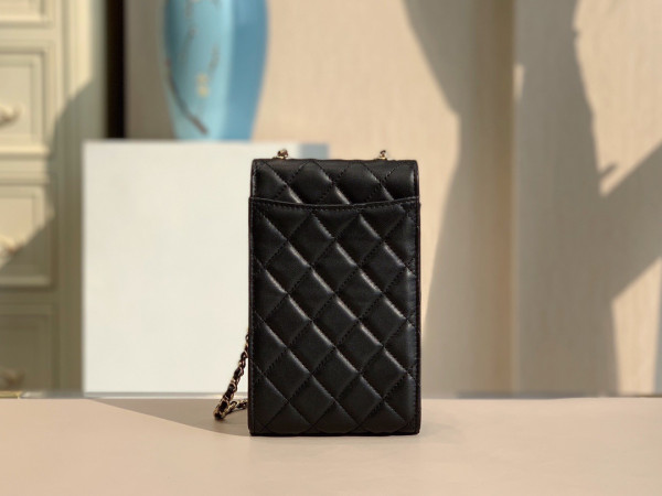 CL PHONE HOLDER WITH CHAIN