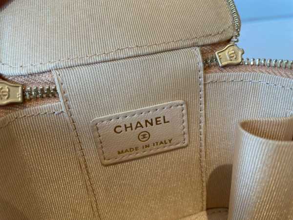 CL VANITY CASE