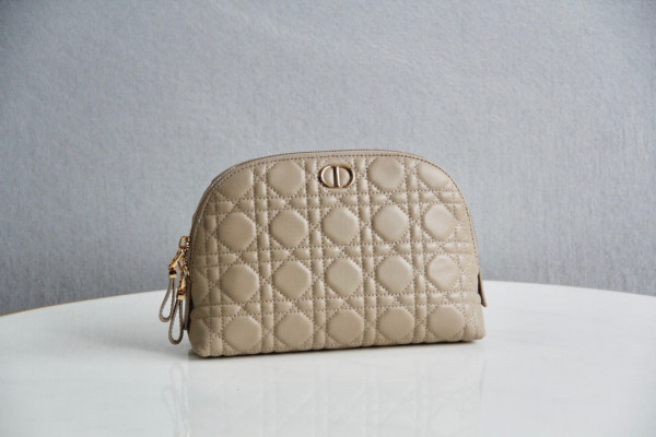 D*or caro beauty pouch
