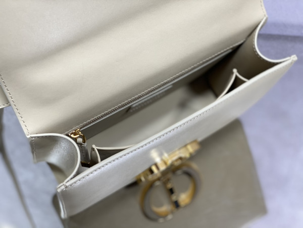 D*or 30 montaigne bag