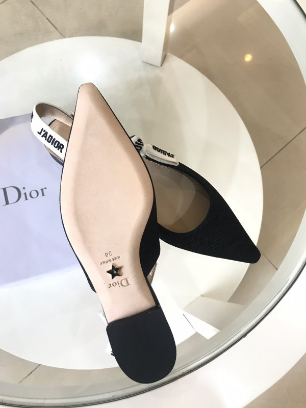 D*or j