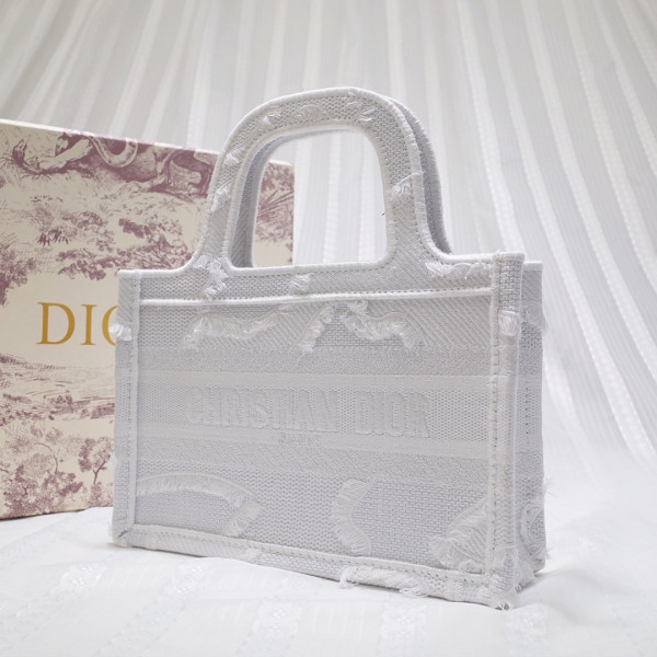 mini D*or book tote