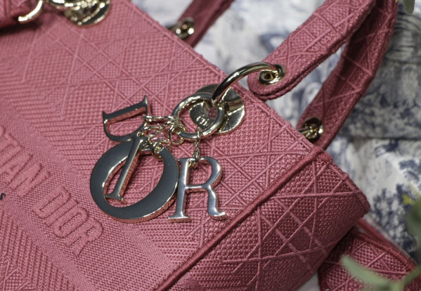 D*or lady d-lite embroidered cannage bag