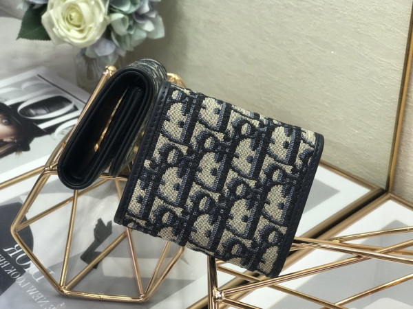 D*or montaigne wallet