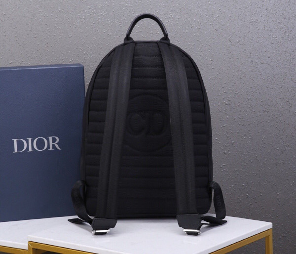 D*or backpack