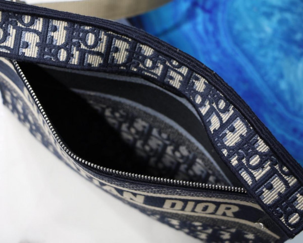 D*or oblique clutch