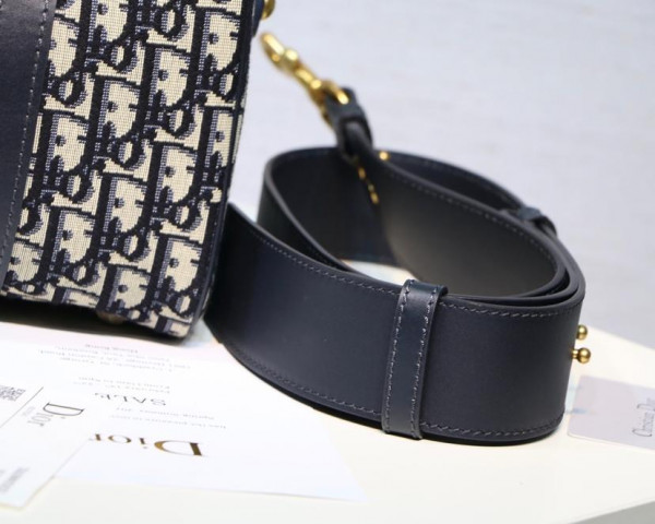 D*or oblique bag
