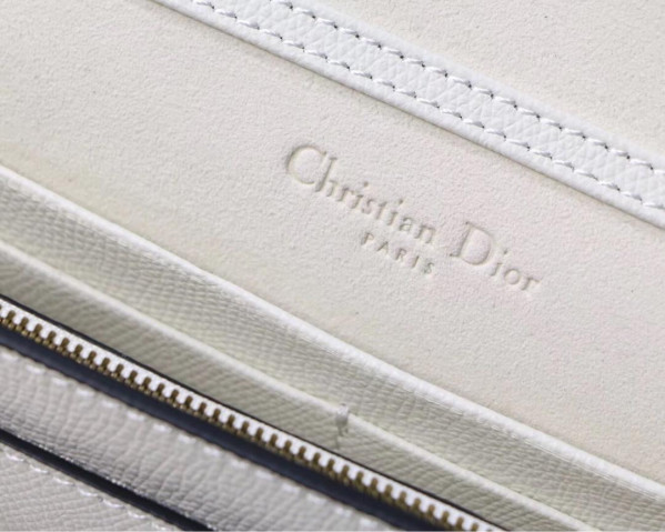 D*or saddle bag