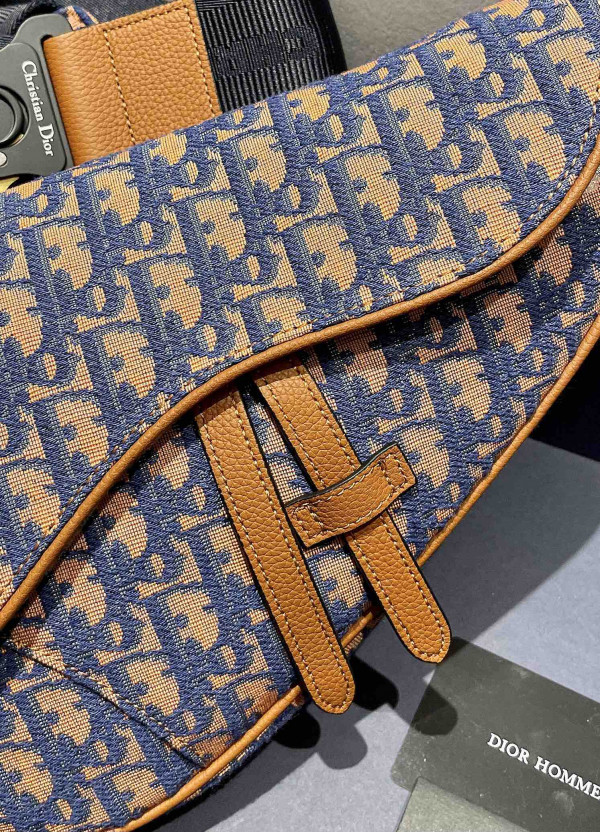 D*or saddle bag