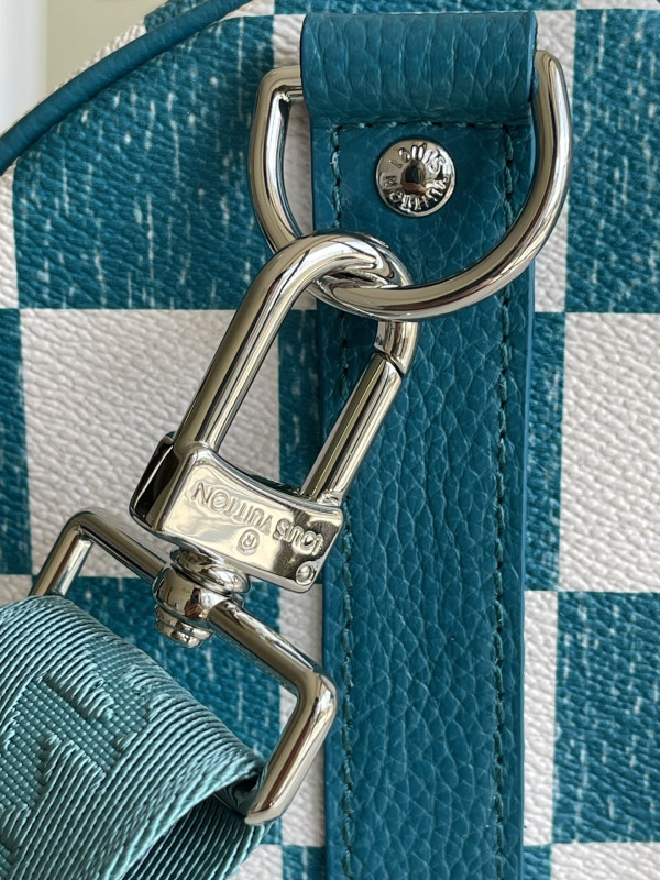 l**is V*t*n keepall bandouliÈre 45