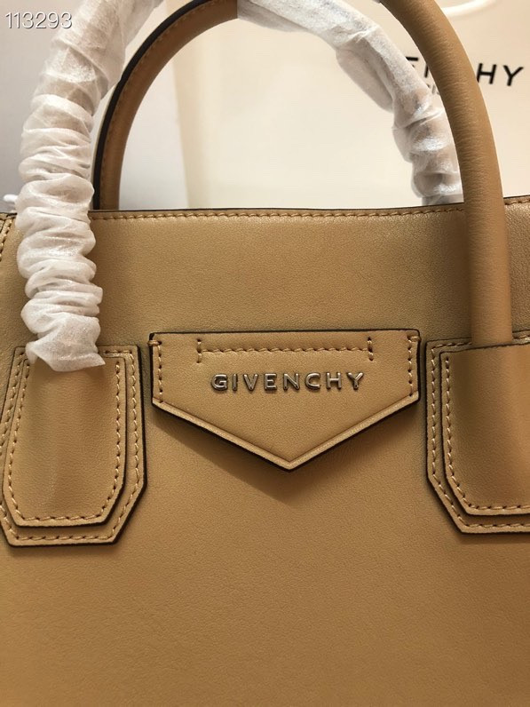 GIVENCHY ANTIGONA SOFT