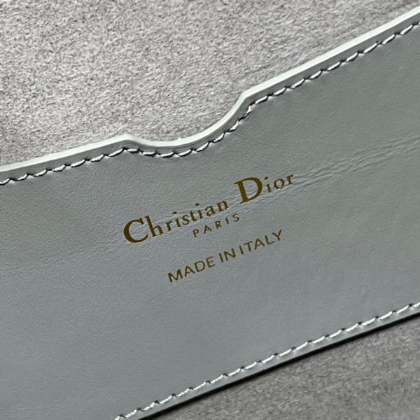 D*or 30 montaigne avenue bag