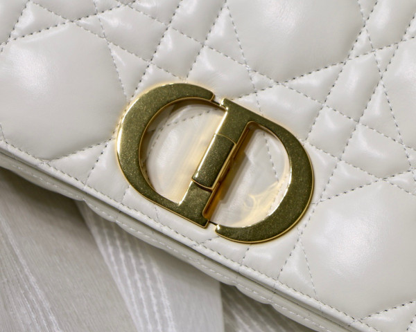 D*or medium D*or caro bag