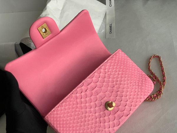 CL MINI FLAP BAG WITH TOP HANDLE