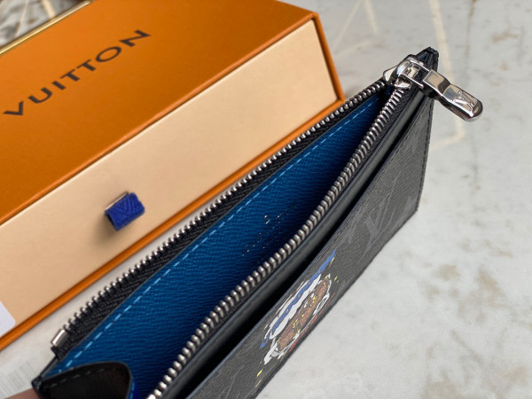 l**is V*t*n coin card holder