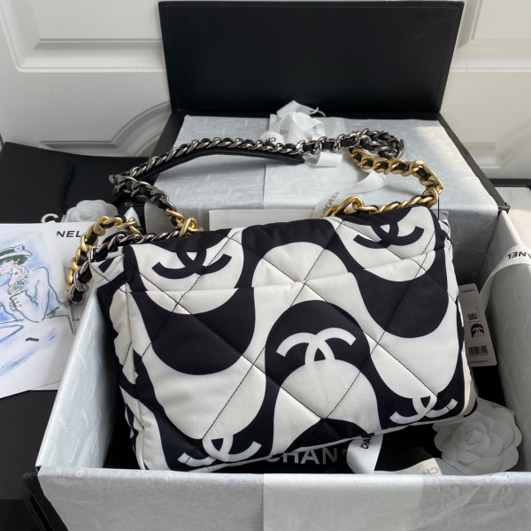 CL 19 FLAP BAG