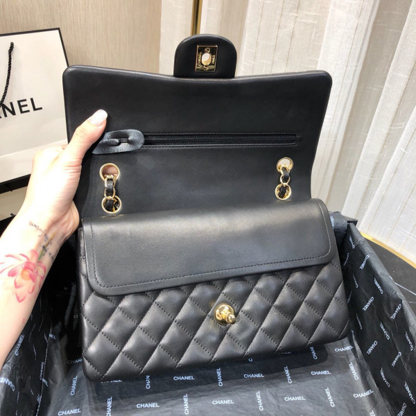 CL FLAP BAG LAMBSKIN