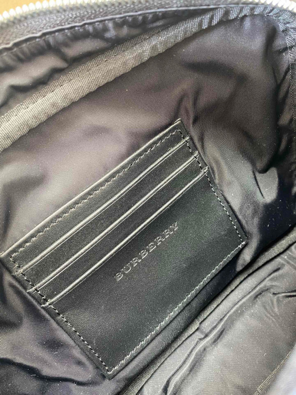 B**rry logo print nylon crossbody bag