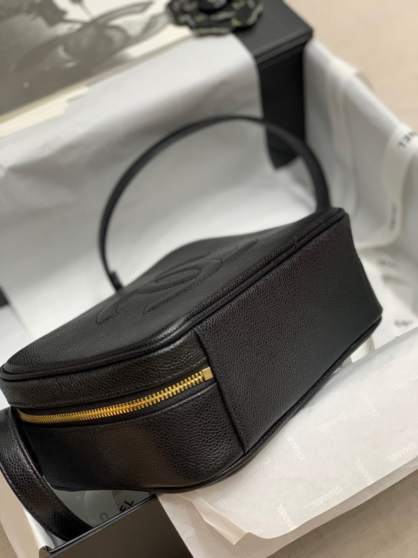 CL VANITY CASE