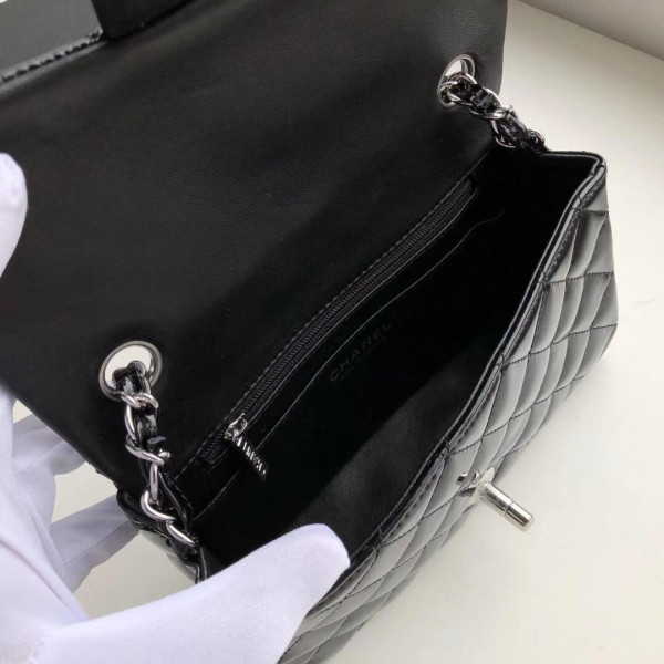 CL FLAP BAG 20CM