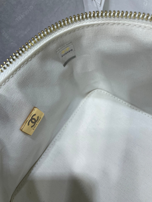CL VANITY CASE