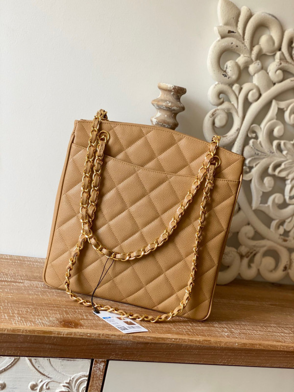 CL VINTAGE TOTE