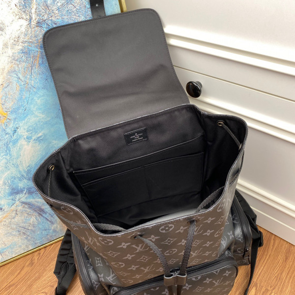 l**is V*t*n backpack