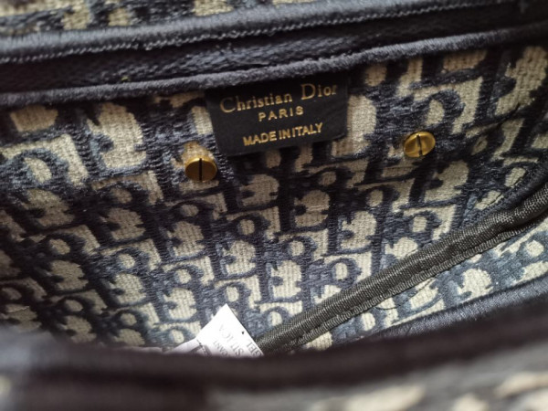 D*or saddle bag