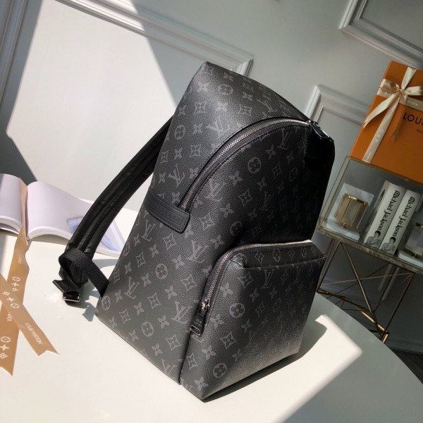 l**is V*t*n backpack