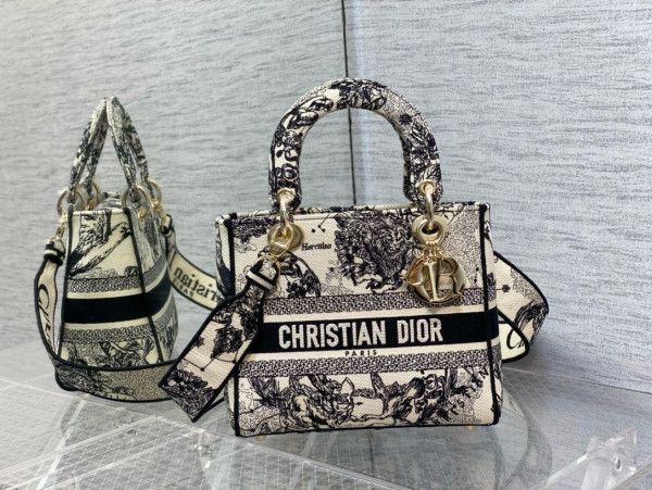 D*or medium lady d-lite bag