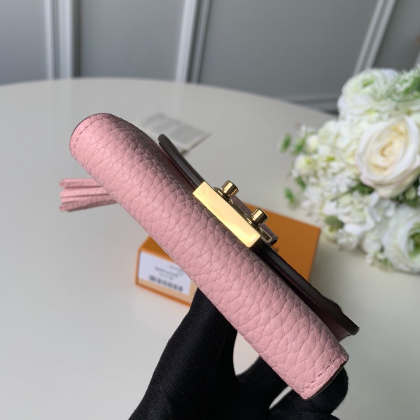 l**is V*t*n croisette compact wallet