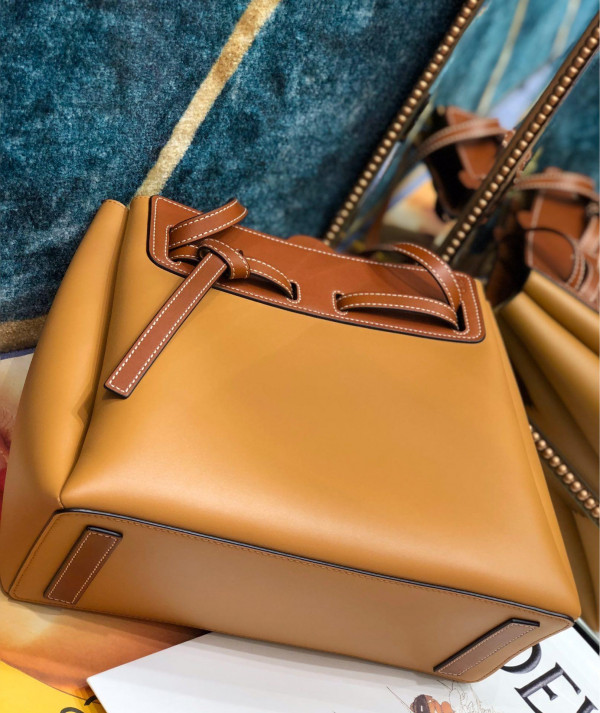 LOEWE LAZO SHOPPER