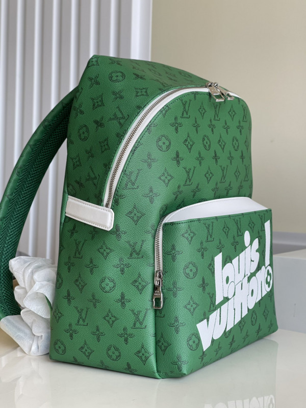 l**is V*t*n discovery backpack