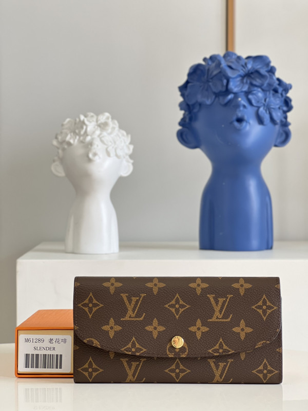 l**is V*t*n emilie wallet