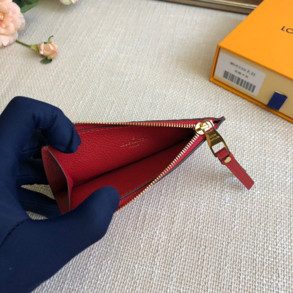l**is V*t*n zipped card holder
