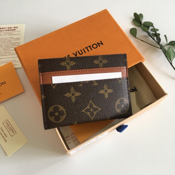 l**is V*t*n bandouliere 50double card holder