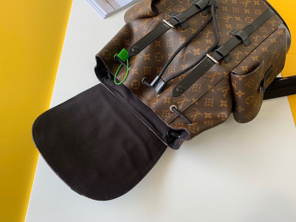 l**is V*t*n christopher backpack