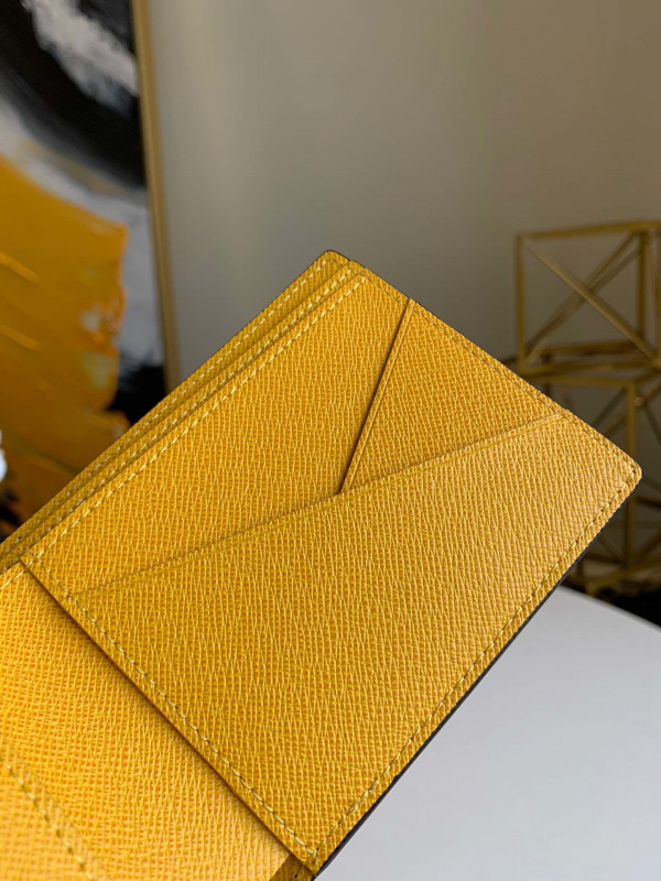 l**is V*t*n multiple wallet